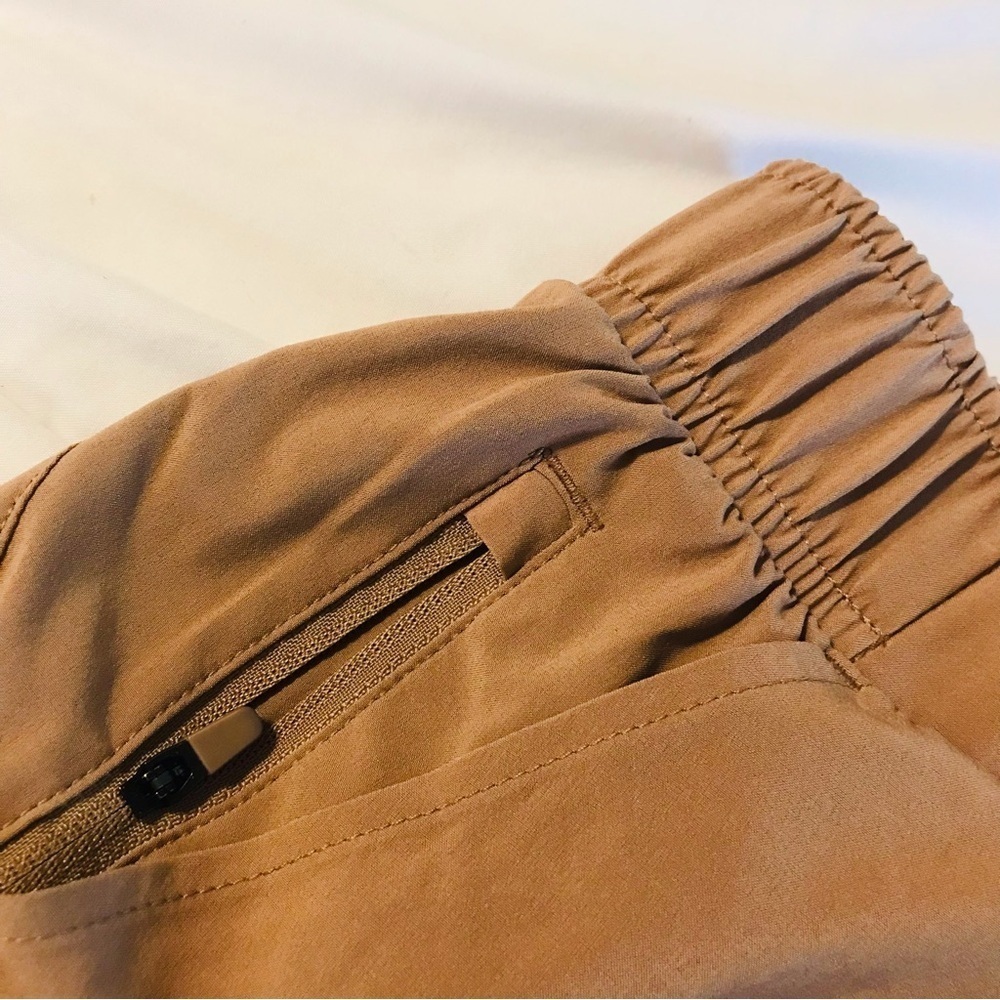All in Motion Taupe Beige Ankle Track Pants Joggers Athletic Women’s size XL - Picture 5 of 7